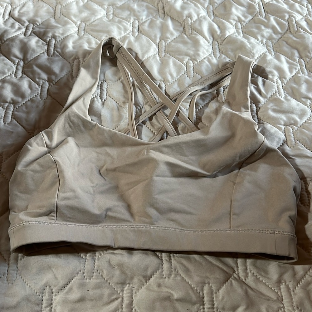 Lululemon sports bra